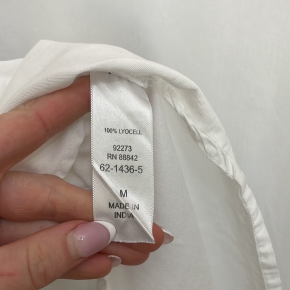 The Camille Collection oversize button up - Picture 9 of 11